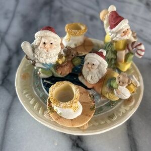 Mini Santas Holly Decor Cup 1990s Resin